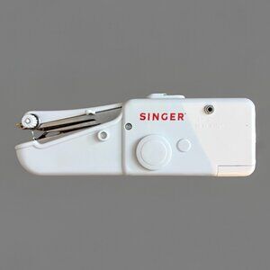 Singer Stitch Sew Quick Portable Compact Hand Held Sewing Machine